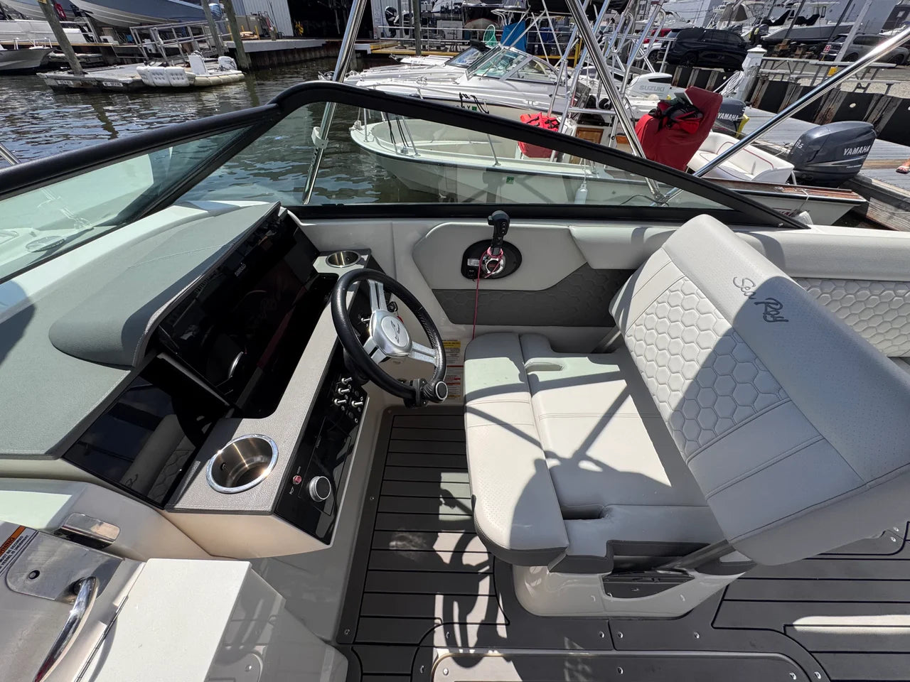 2022 Sea Ray 250 SDX OB 25.0 feet, Norwalk, Connecticut #13