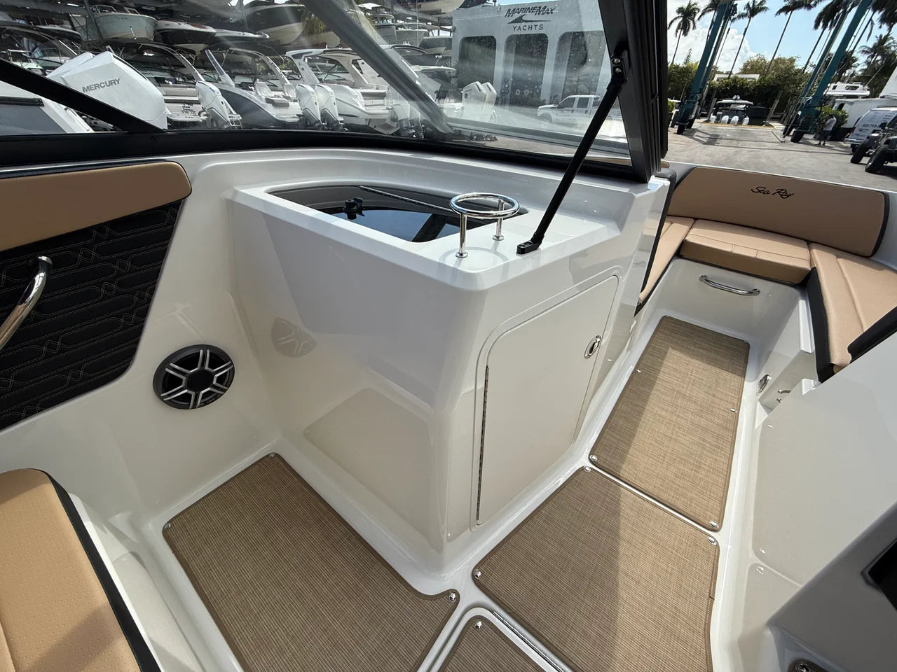 2026 Sea Ray SPX 210 Outboard 21.0 feet, Miami, FL #11