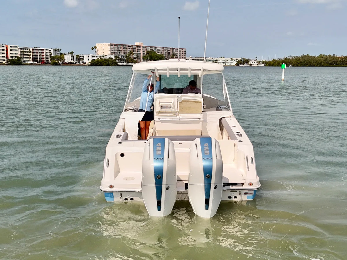 2026 Boston Whaler 330 Outrage 33.0 feet, St Petersburg, FL #3