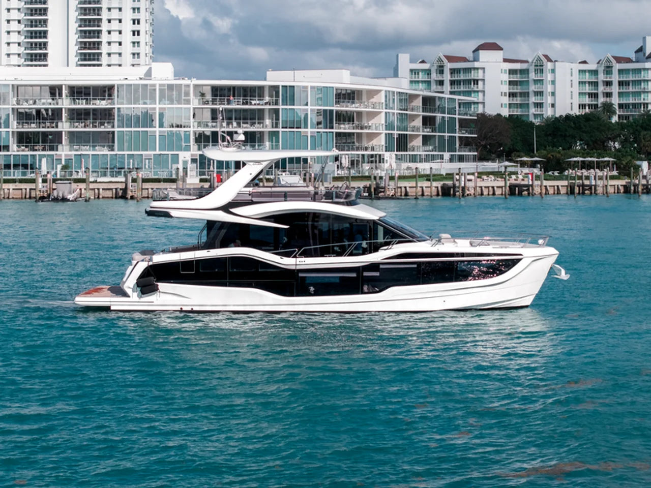 2024 Galeon 560 FLY 58.0 feet, Pompano Beach, FL #1