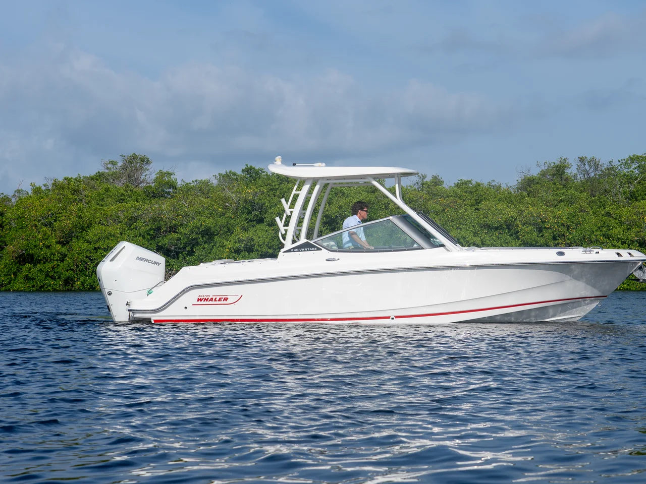 2026 Boston Whaler 240 Vantage 24.0 feet, Fort Myers, FL #25