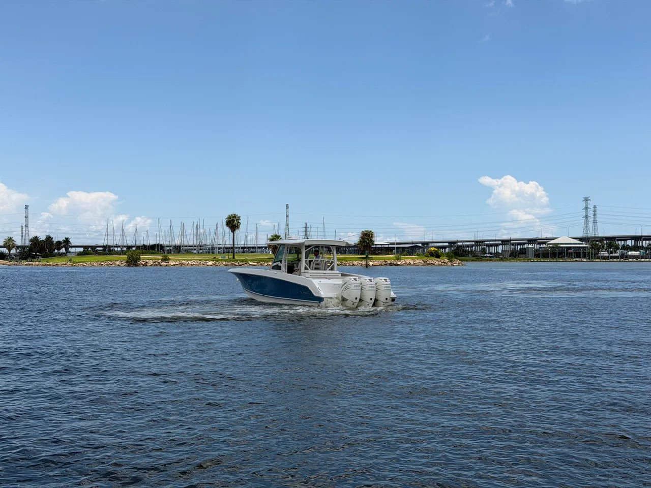 2018 Boston Whaler 380 OUTRAGE 38.0 feet, Seabrook, TX #15