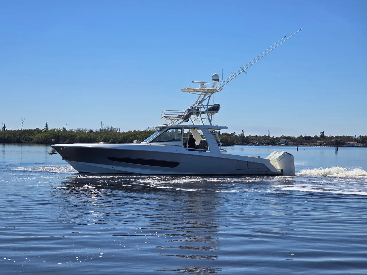2023 Boston Whaler 420 OUTRAGE 42.0 feet, Stuart, Florida #3