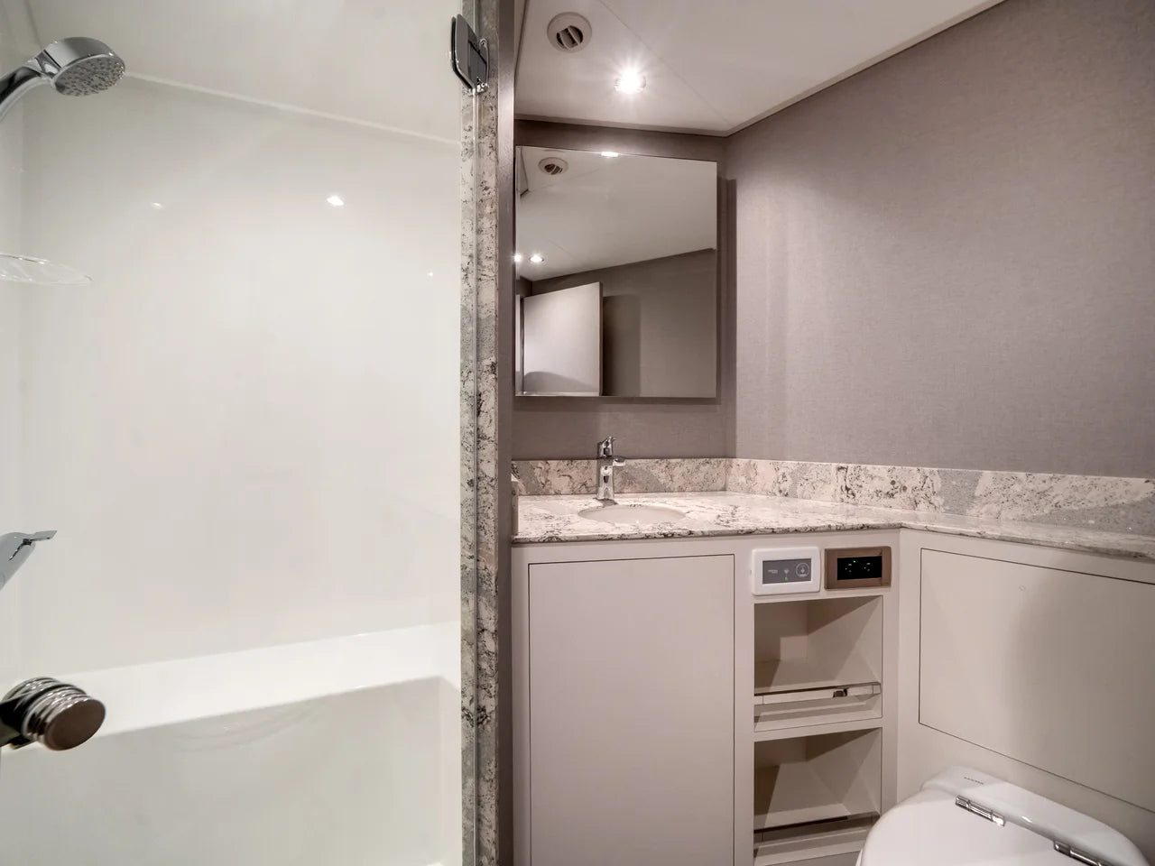 2026 Ocean Alexander 35P 113.0 feet, Pompano Beach, FL #122