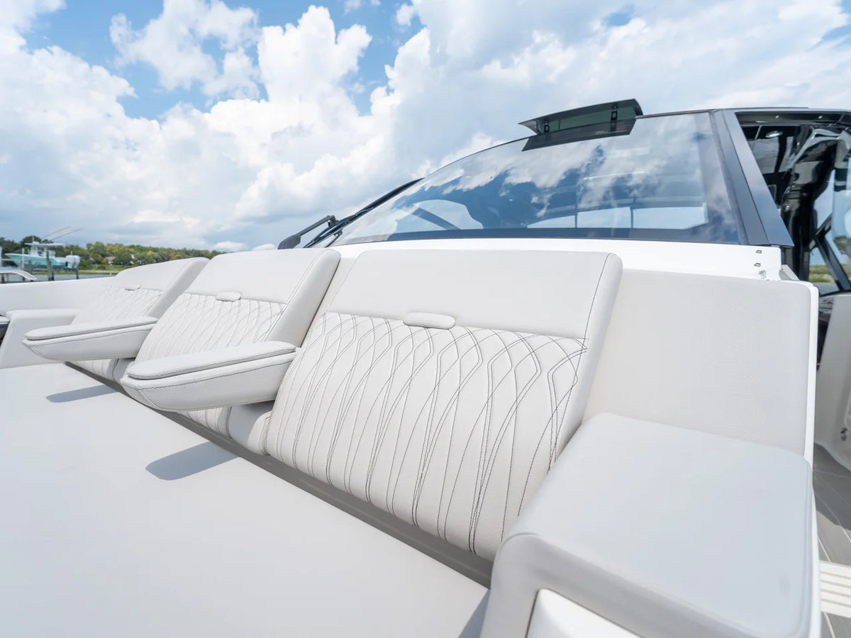 2026 Sea Ray Sundancer 370 Outboard 37.0 feet, Wrightsville Beach, North Carolina #49