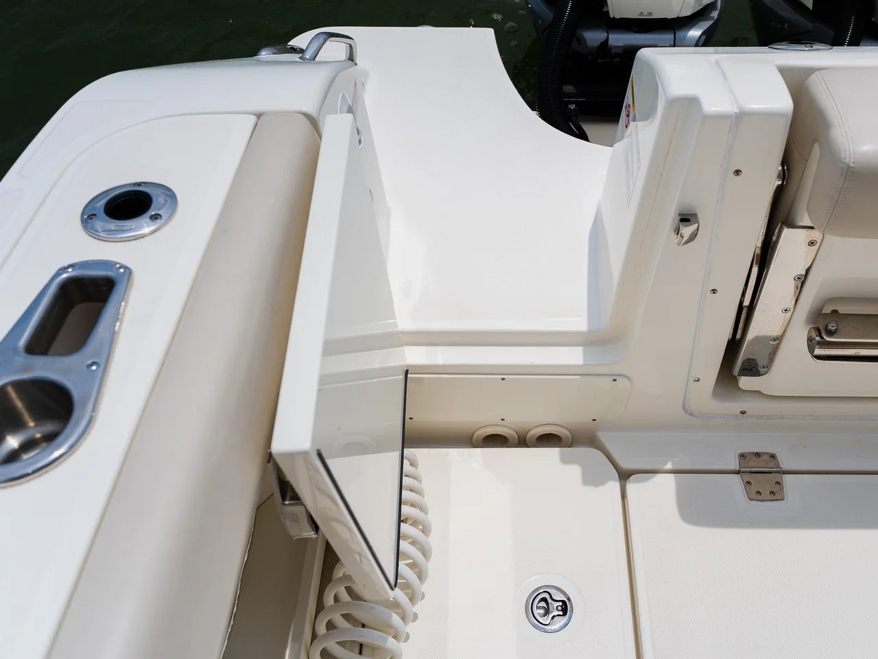 2023 Boston Whaler 350 Realm 35.0 feet, Clearwater, Florida #104