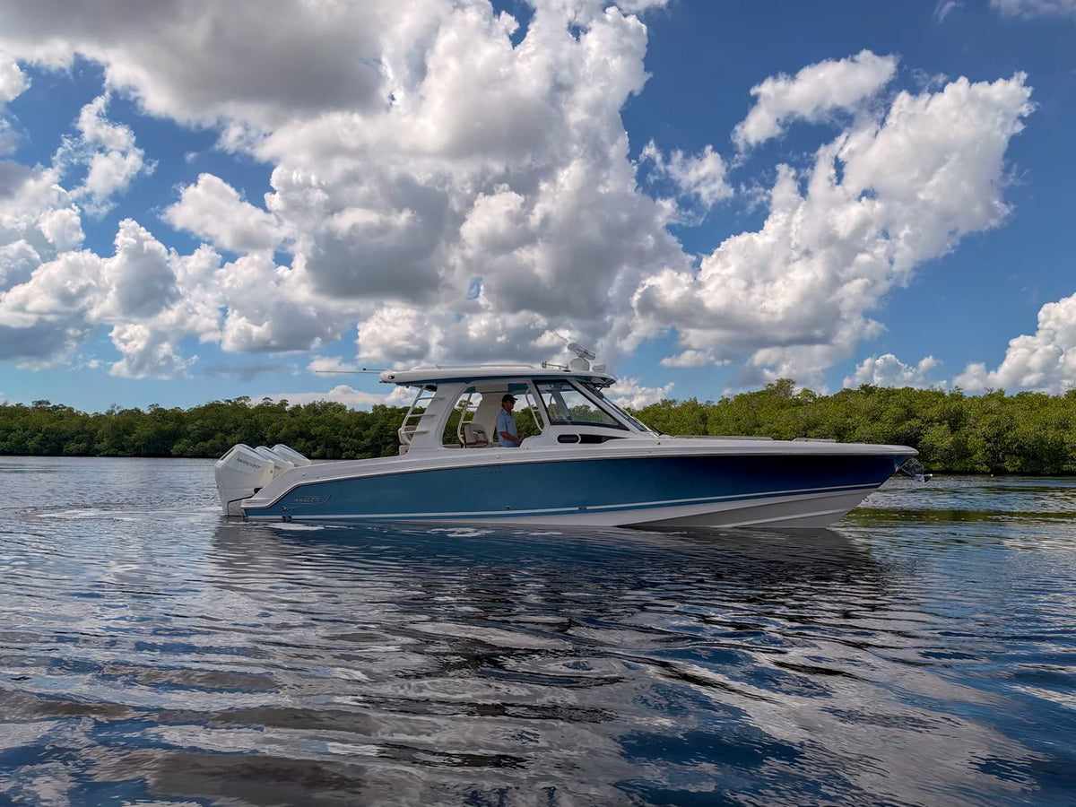 2027 Boston Whaler 350 Realm 35.0 feet, Fort Myers, FL #1