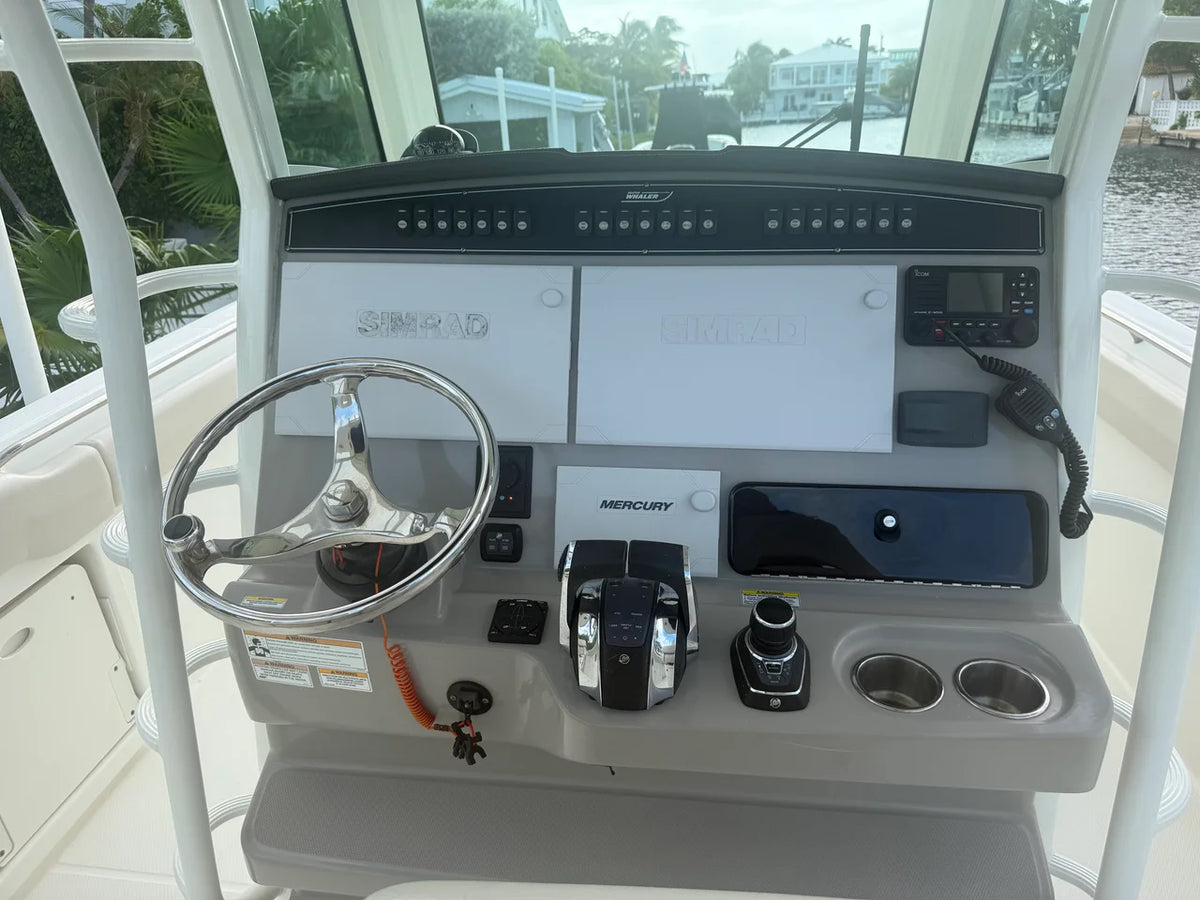 2017 Boston Whaler 330 OUTRAGE 33.0 feet, Islamorada, FL #17