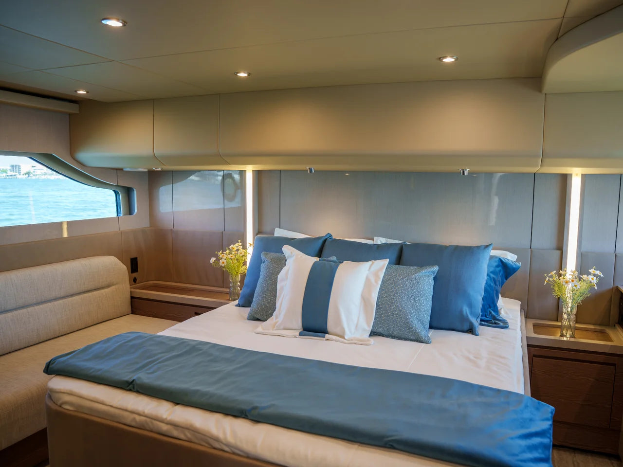 2026 Cruisers Yachts 50 FLY 50.0 feet, Wrightsville Beach, North Carolina #7