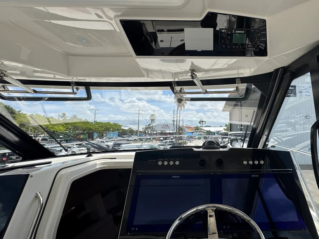 2025 Boston Whaler 365 Conquest 36.0 feet, Naples, Florida #42