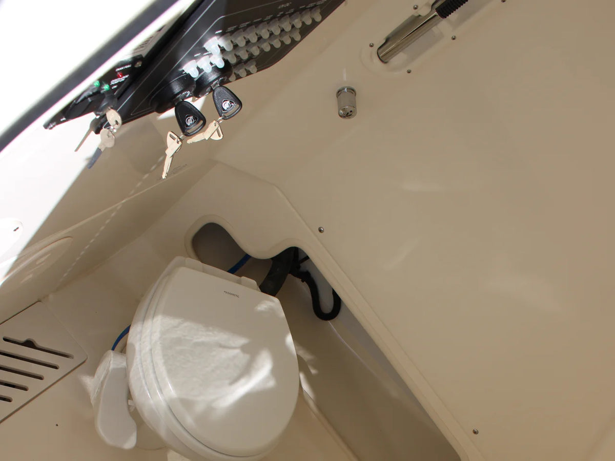 2027 Boston Whaler 250 Outrage 25.0 feet, Seabrook, TX #22