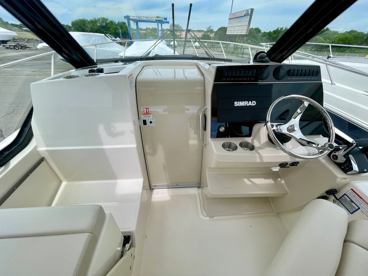2026 Boston Whaler 325 Conquest 32.0 feet, Danvers, Massachusetts #18