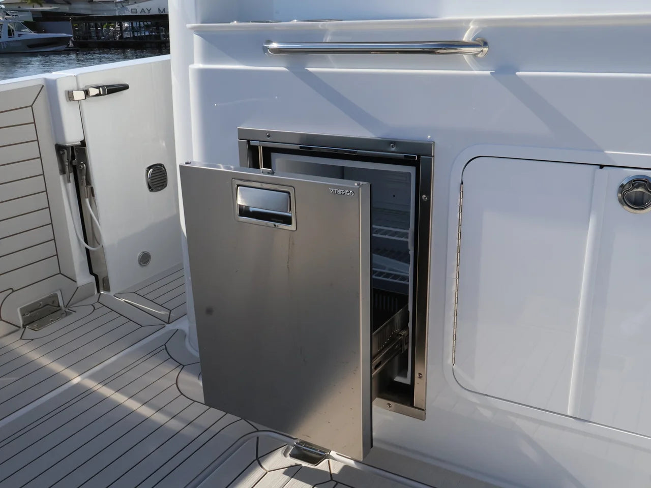 2026 Cruisers Yachts 38 VTR EC 38.0 feet, Naples, Florida #35
