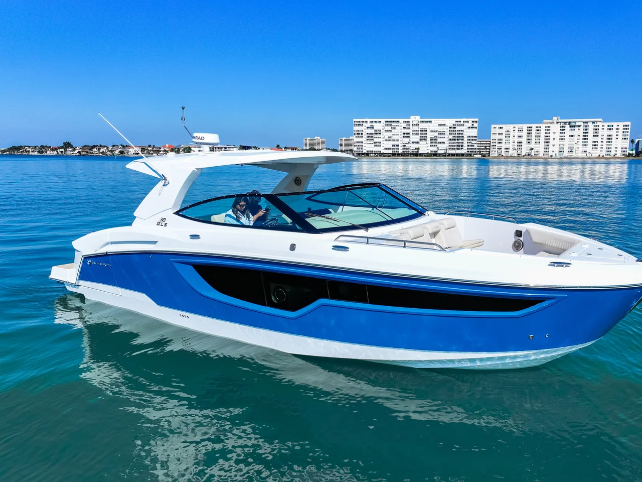 2026 Cruisers Yachts 38 GLS Outboard 38.0 feet, St Petersburg, FL #19
