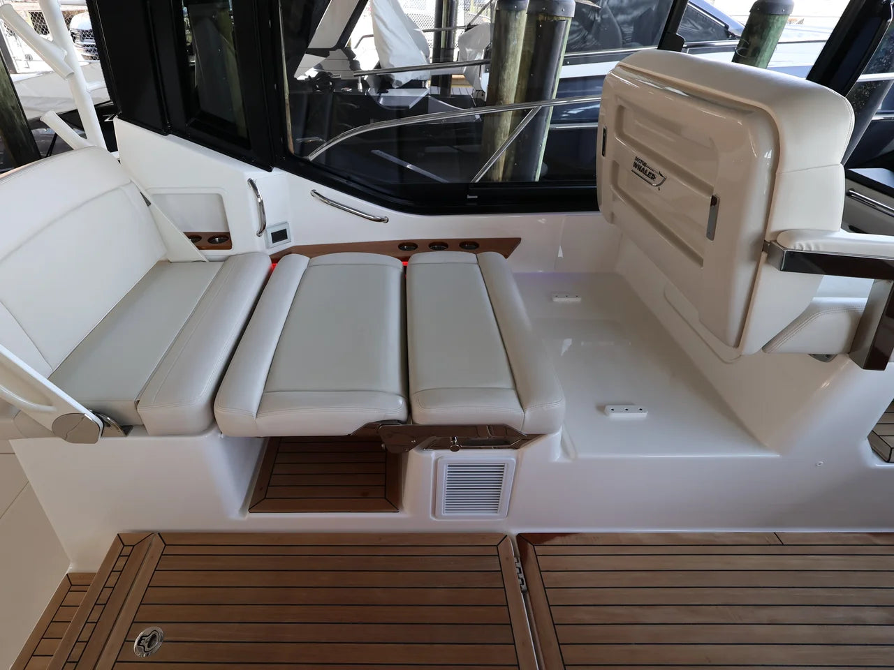 2026 Boston Whaler 405 Conquest 40.0 feet, Naples, Florida #44