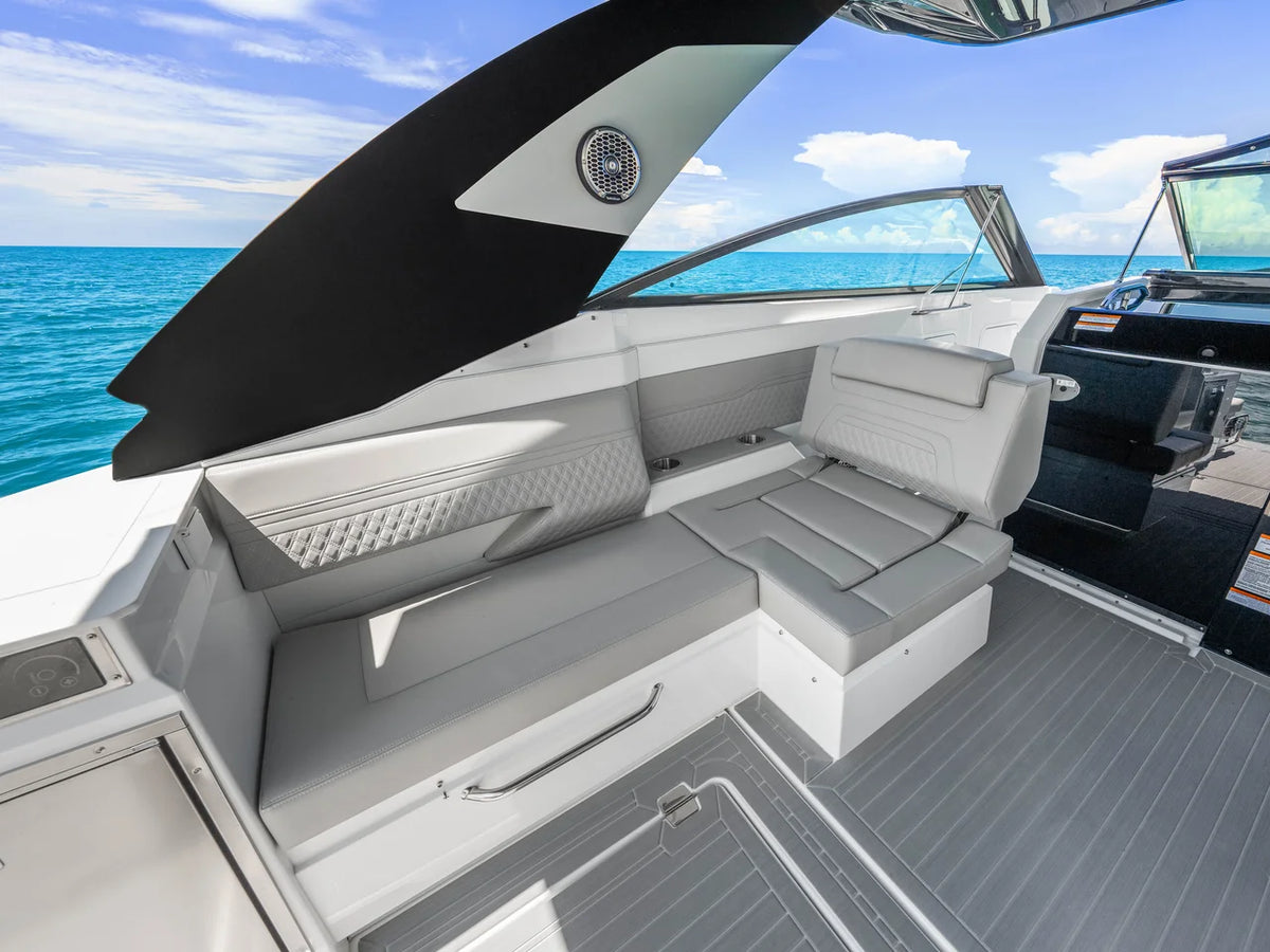 2027 Cruisers Yachts 34 GLS Outboard 34.0 feet, Venice, Florida #30