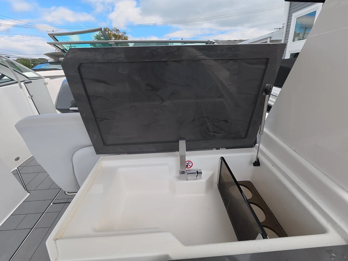 2021 Aviara AV32 Outboard 32.0 feet, Somers Point, New Jersey #14