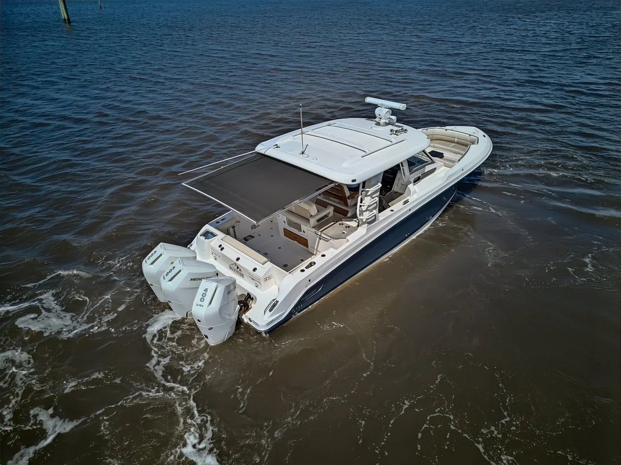 2025 Boston Whaler 350 REALM 35.0 feet, Stuart, Florida #28