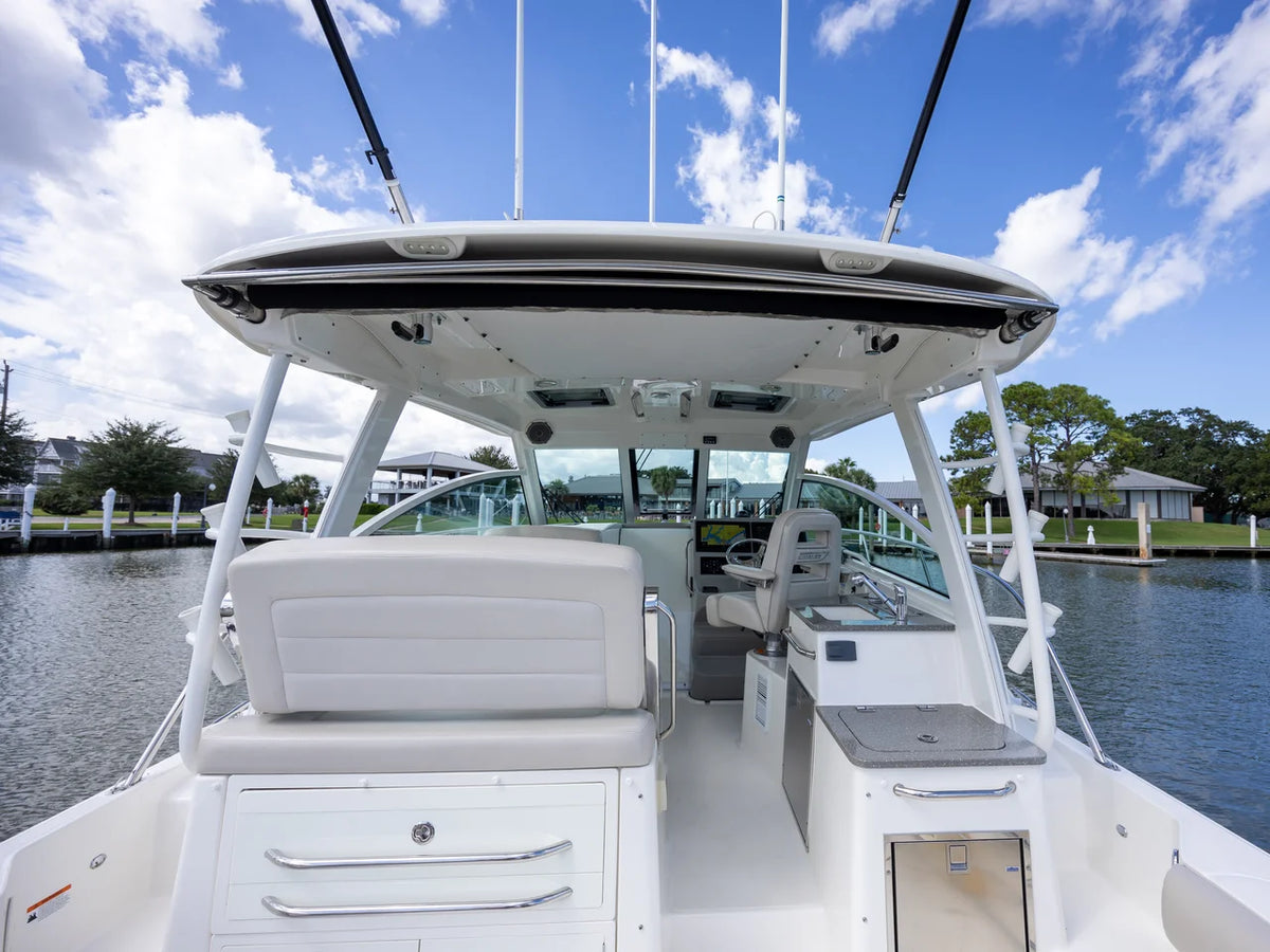 2017 Boston Whaler 345 CONQUEST 33.0 feet, Seabrook, TX #24