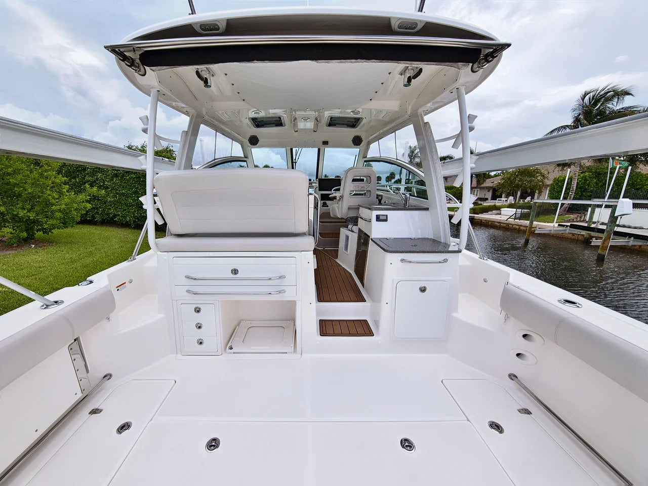2018 Boston Whaler 345 CONQUEST 34.0 feet, Stuart, Florida #35
