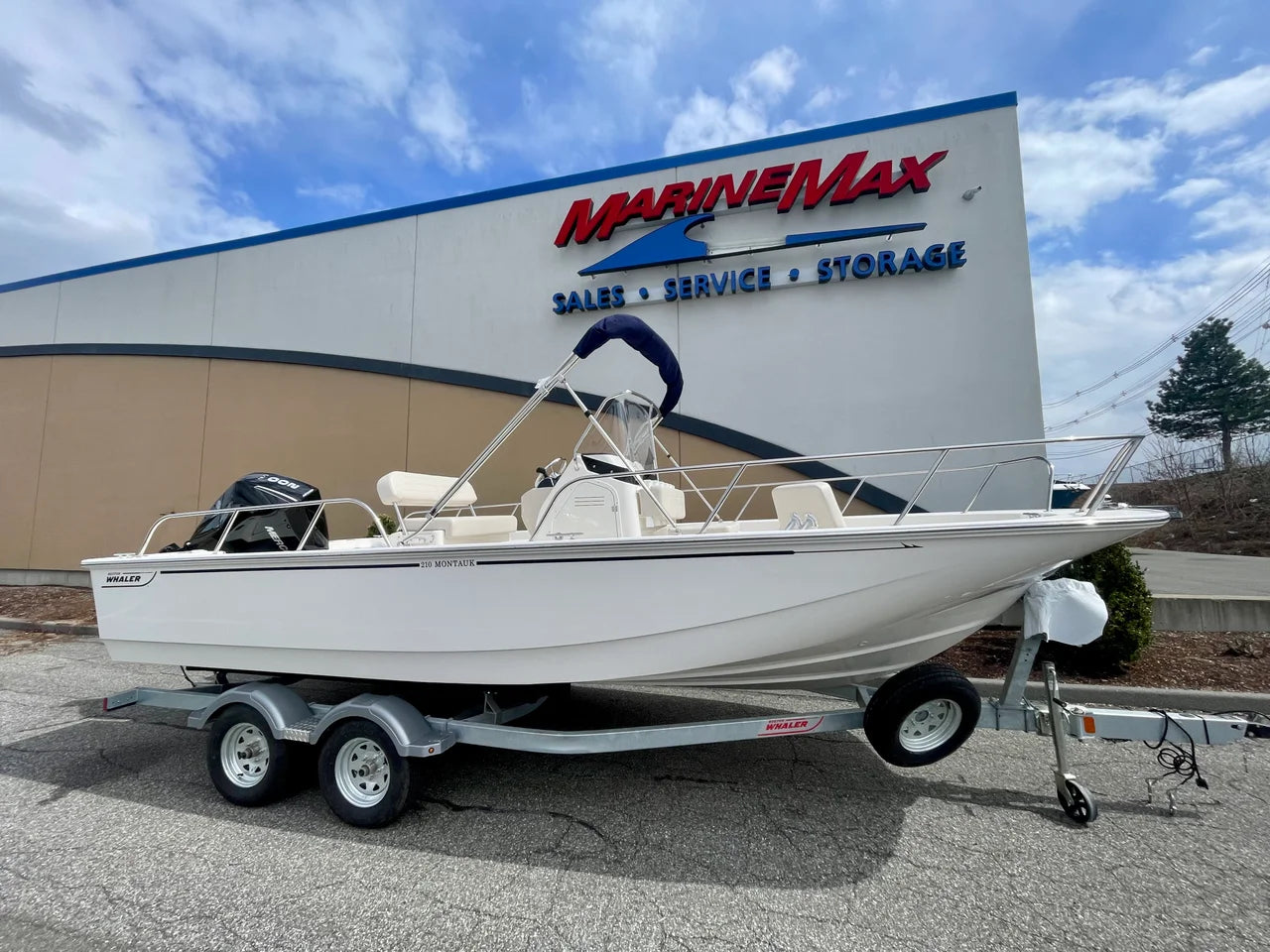 2026 Boston Whaler 210 Montauk 21.0 feet, Danvers, Massachusetts #1