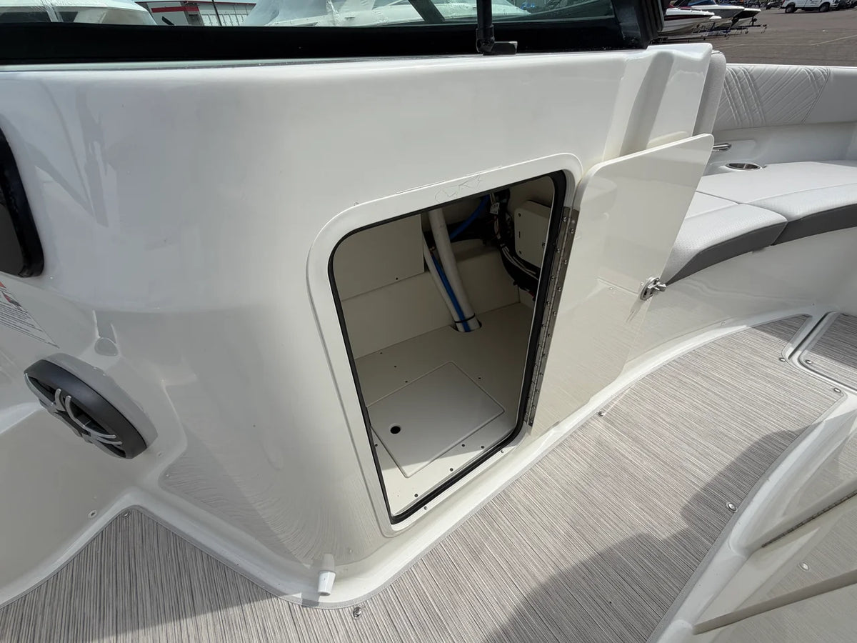 2026 Sea Ray SDX 250 Surf 25.0 feet, Excelsior, Minnesota #39