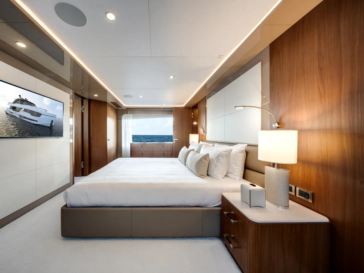 2026 Ocean Alexander 30R 98.0 feet, Pompano Beach, FL #43