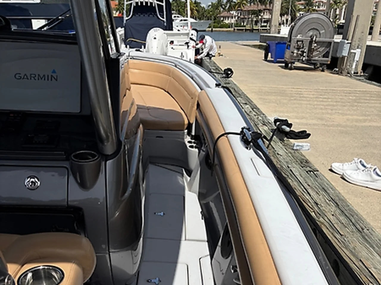 2016 Intrepid 327 CENTER CONSOLE 32.0 feet, Dania Beach, Florida #7
