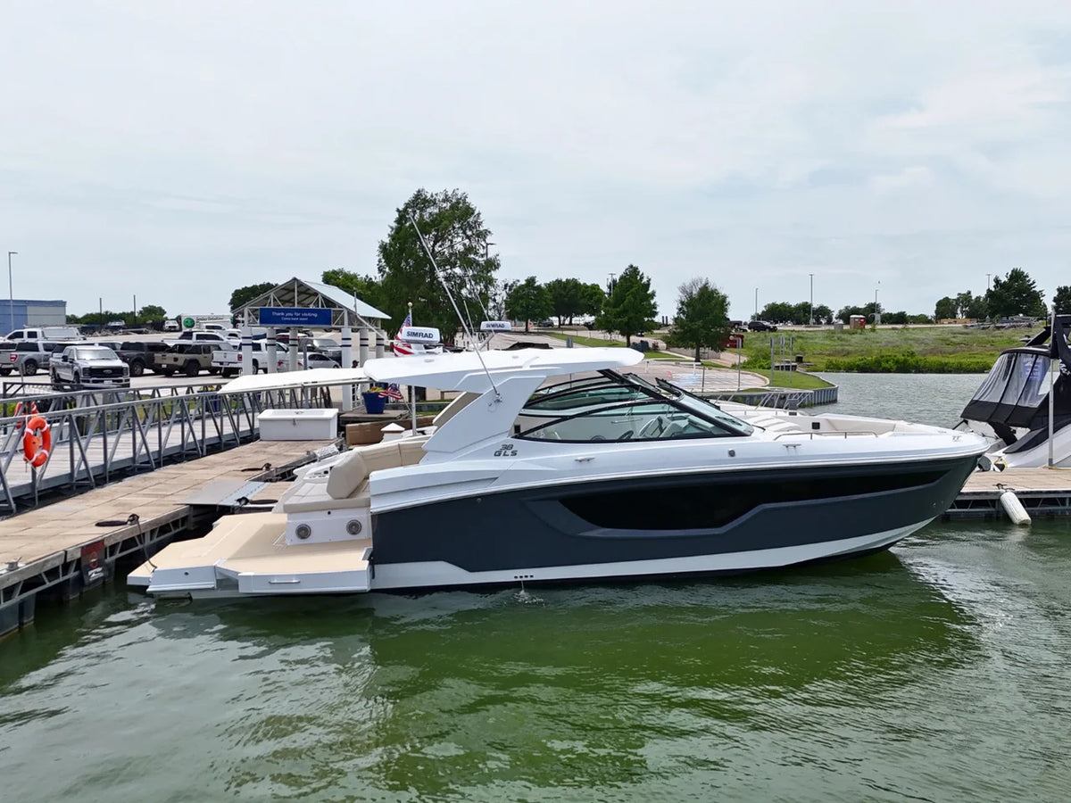 2026 Cruisers Yachts 38 GLS 38.0 feet, Lewisville, TX #1