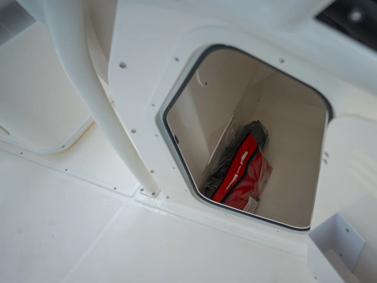 2027 Boston Whaler 210 Montauk 21.0 feet, Panama City Beach, Florida #15