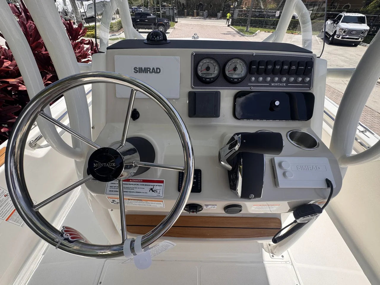 2027 Boston Whaler 210 Montauk 21.0 feet, Pompano Beach, Florida #19