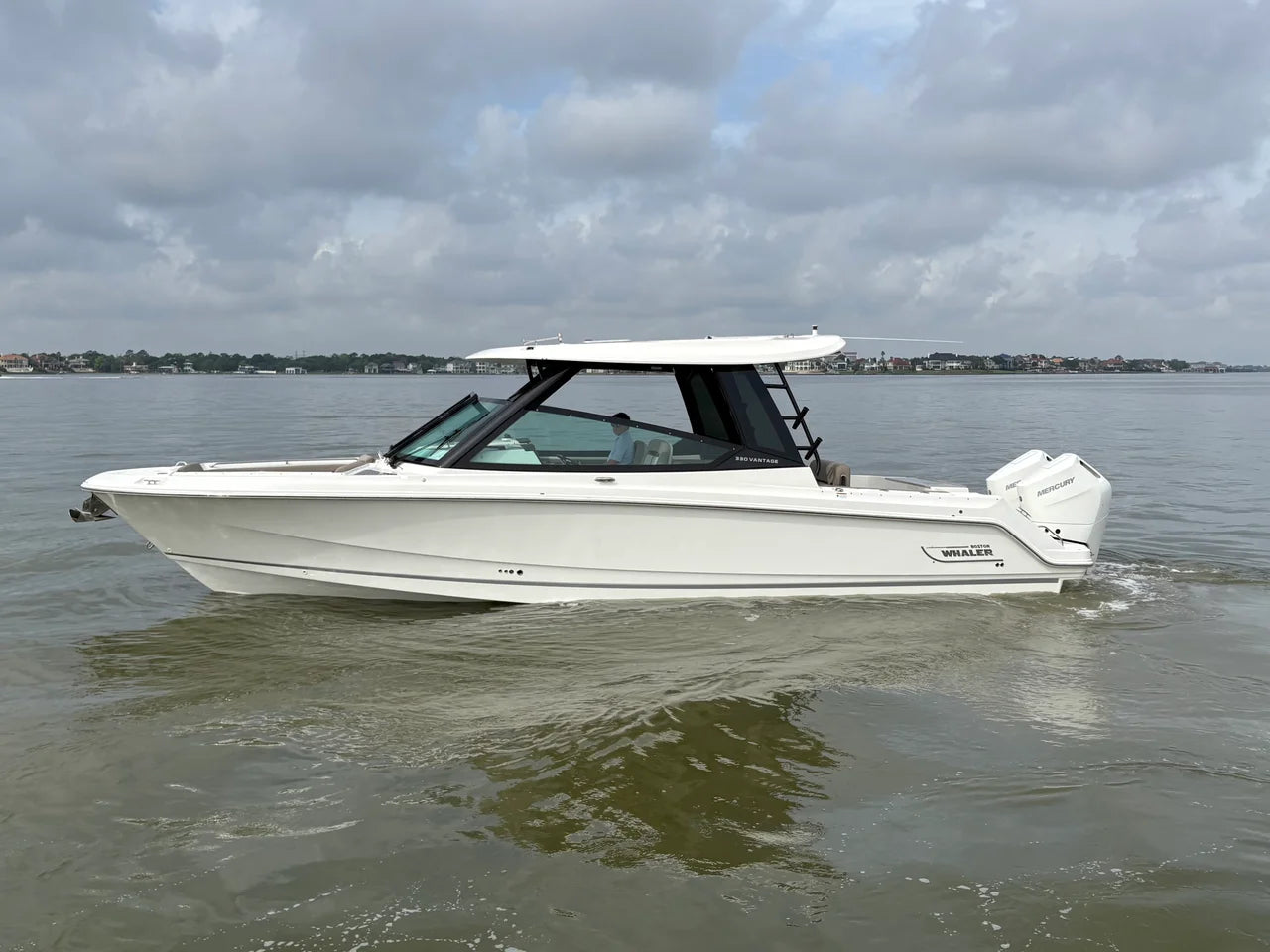 2025 Boston Whaler 330 Vantage 33.0 feet, Seabrook, TX #1