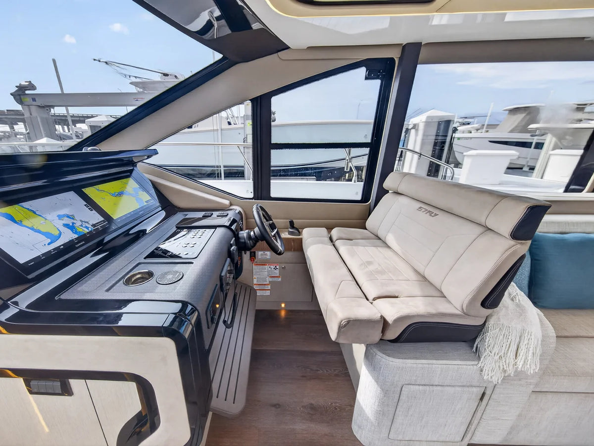 2026 Cruisers Yachts 57 FLY 57.0 feet, Stuart, Florida #121