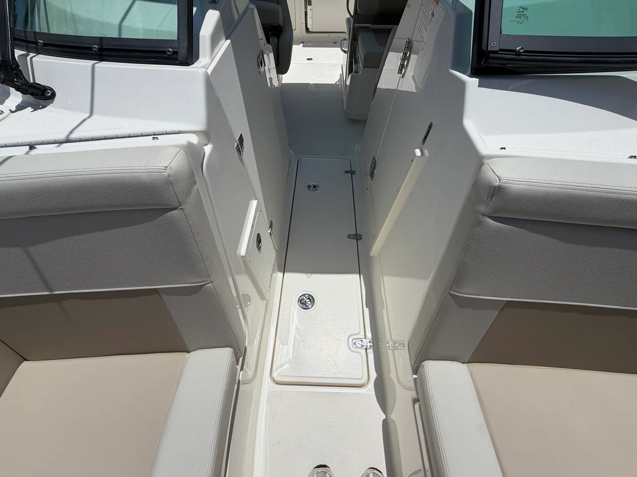 2027 Boston Whaler 240 Vantage 24.0 feet, Stuart, Florida #36