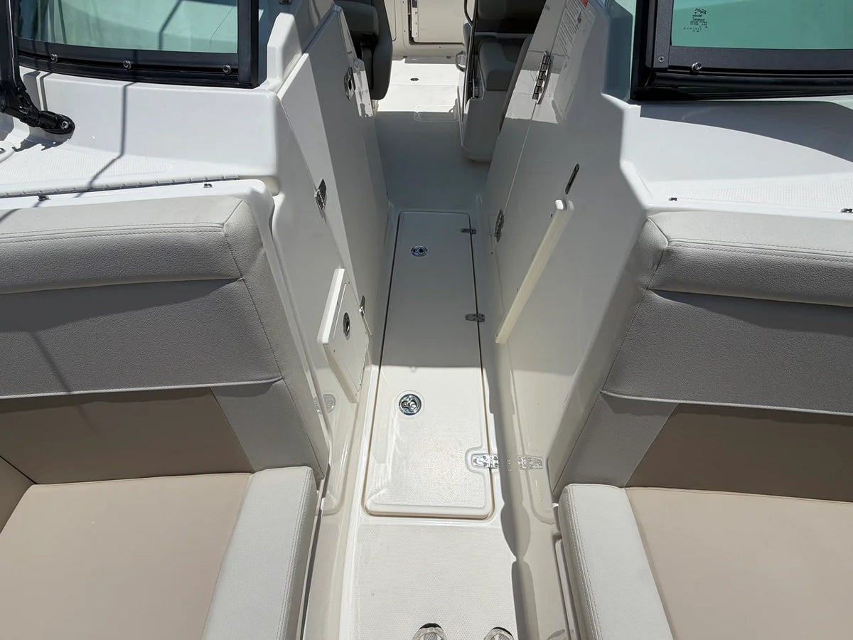 2027 Boston Whaler 240 Vantage 24.0 feet, Stuart, Florida #36