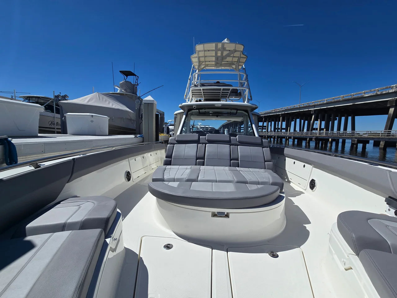 2023 Boston Whaler 420 OUTRAGE 42.0 feet, Stuart, Florida #18