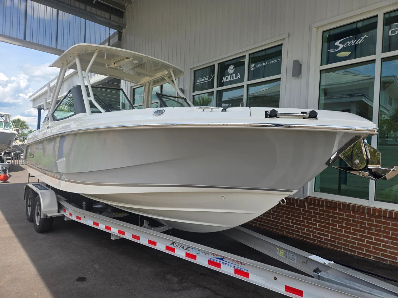 2026 Boston Whaler 240 Vantage 24.0 feet, Charleston, SC #24