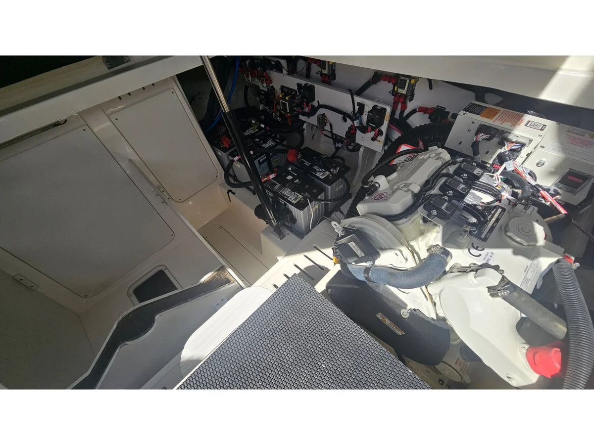 2026 Sea Ray 320 SUNDANCER COUPE OB 32.0 feet, Brick Township, New Jersey #53