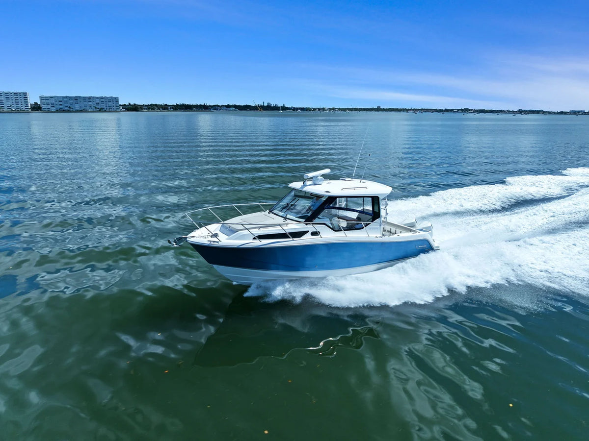 2023 Boston Whaler 325 CONQUEST 32.0 feet, St Petersburg, FL #19