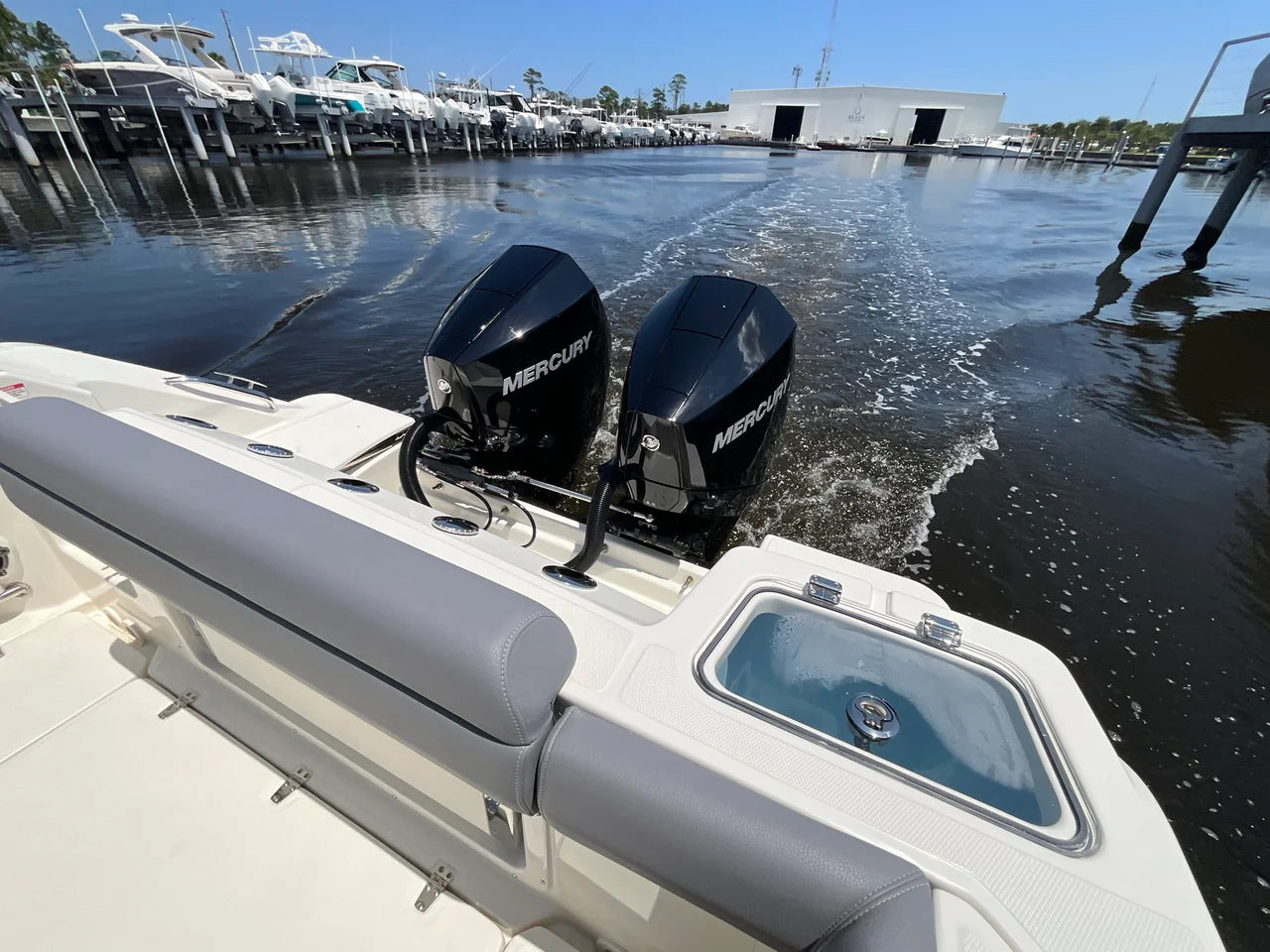 2027 Boston Whaler 250 Outrage 25.0 feet, Jacksonville Beach, Florida #6