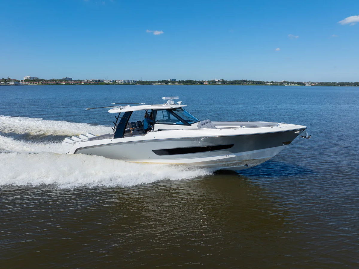2027 Boston Whaler 420 Outrage 42.0 feet, Clearwater, Florida #58