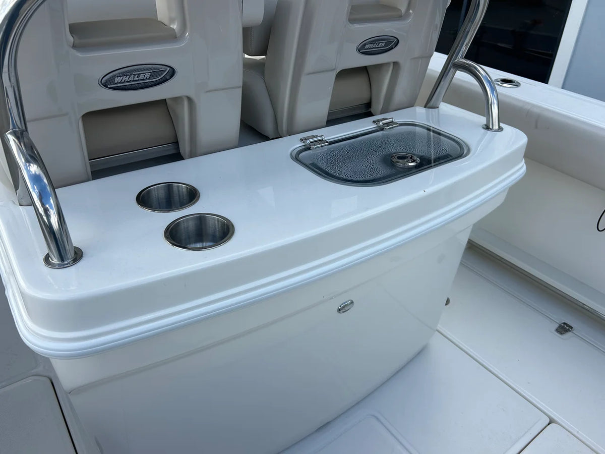 2027 Boston Whaler 250 Outrage 25.0 feet, Gulf Shores, AL #12