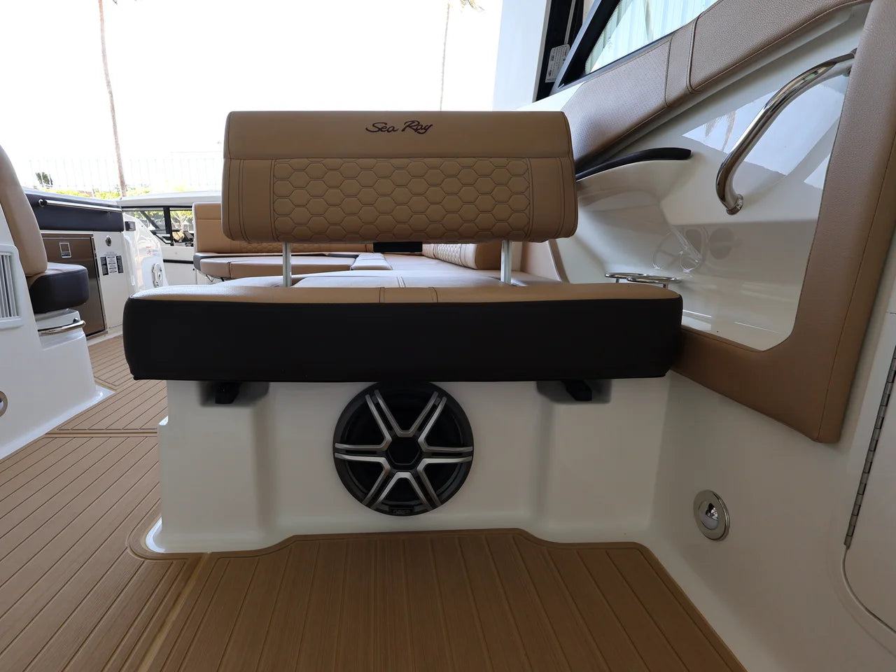2026 Sea Ray Sundancer 320 Outboard 32.0 feet, Naples, Florida #37
