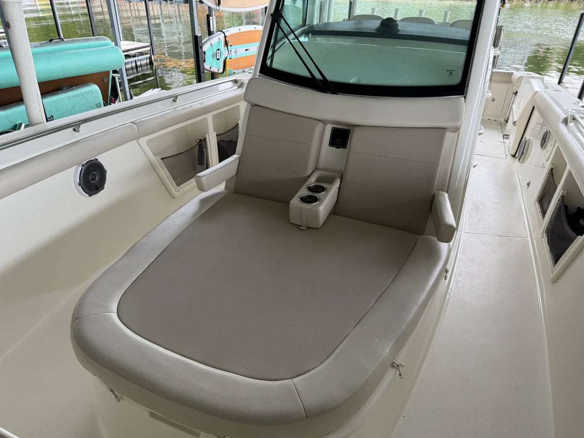 2017 Boston Whaler 350 OUTRAGE 35.0 feet, Lake Ozark, MO #11