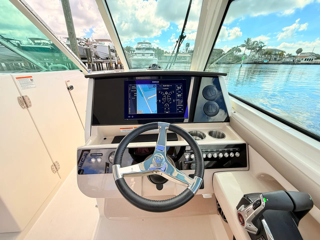 2027 Boston Whaler 330 Vantage 33.0 feet, St Petersburg, FL #56