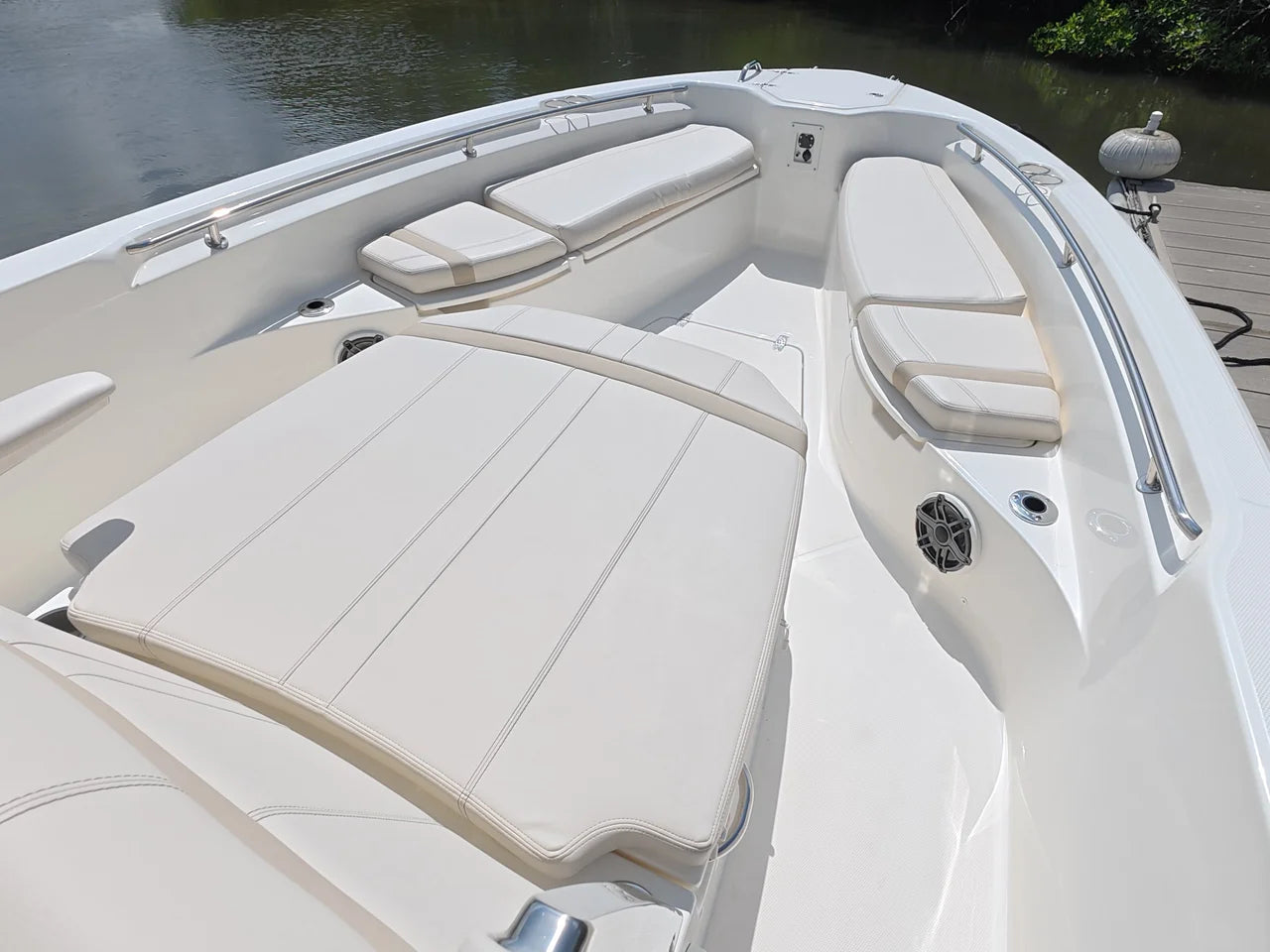 2027 Boston Whaler 280 Dauntless 28.0 feet, Clearwater, Florida #27