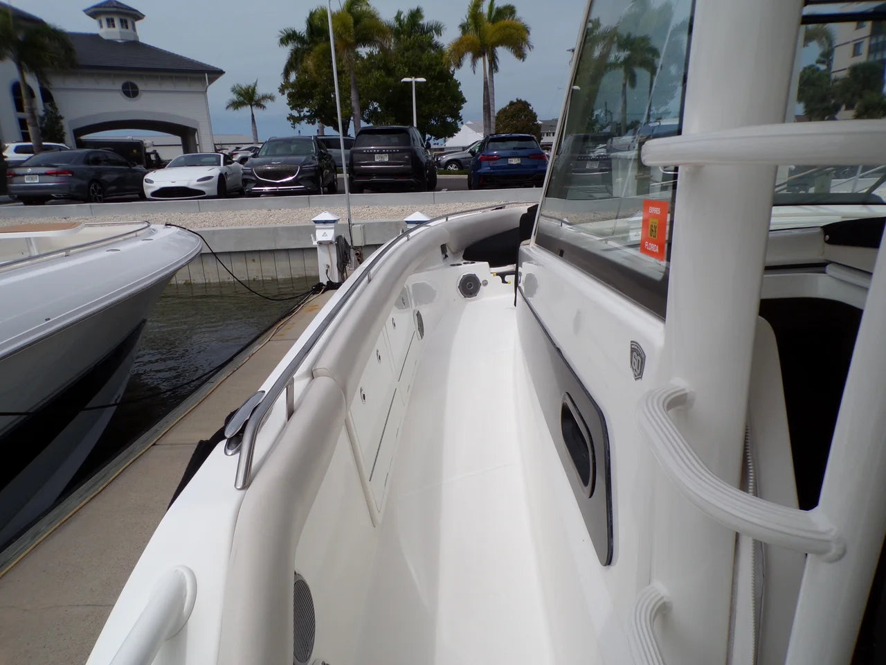 2018 Boston Whaler 420 OUTRAGE 42.0 feet, Naples, FL #100