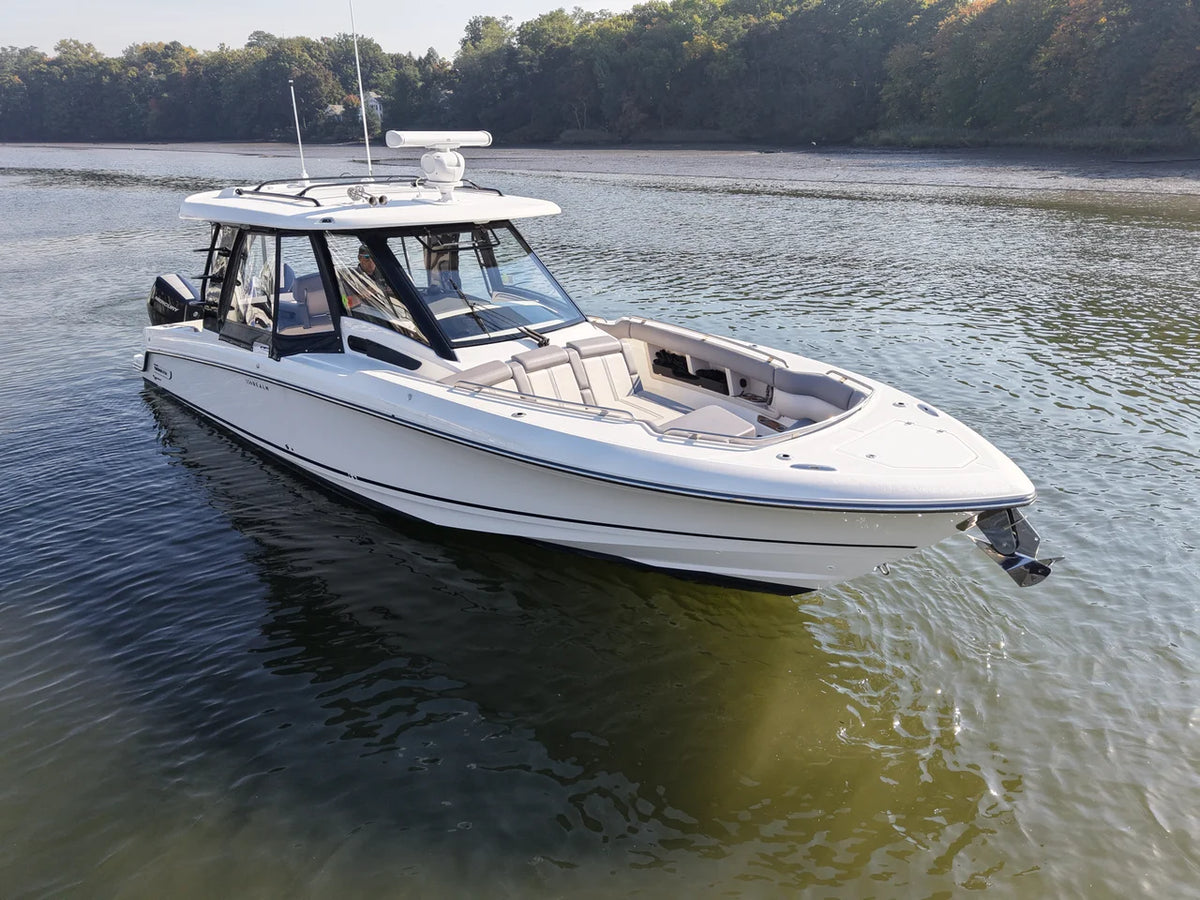 2025 Boston Whaler 350 REALM 35.0 feet, Greenwich, CT #2