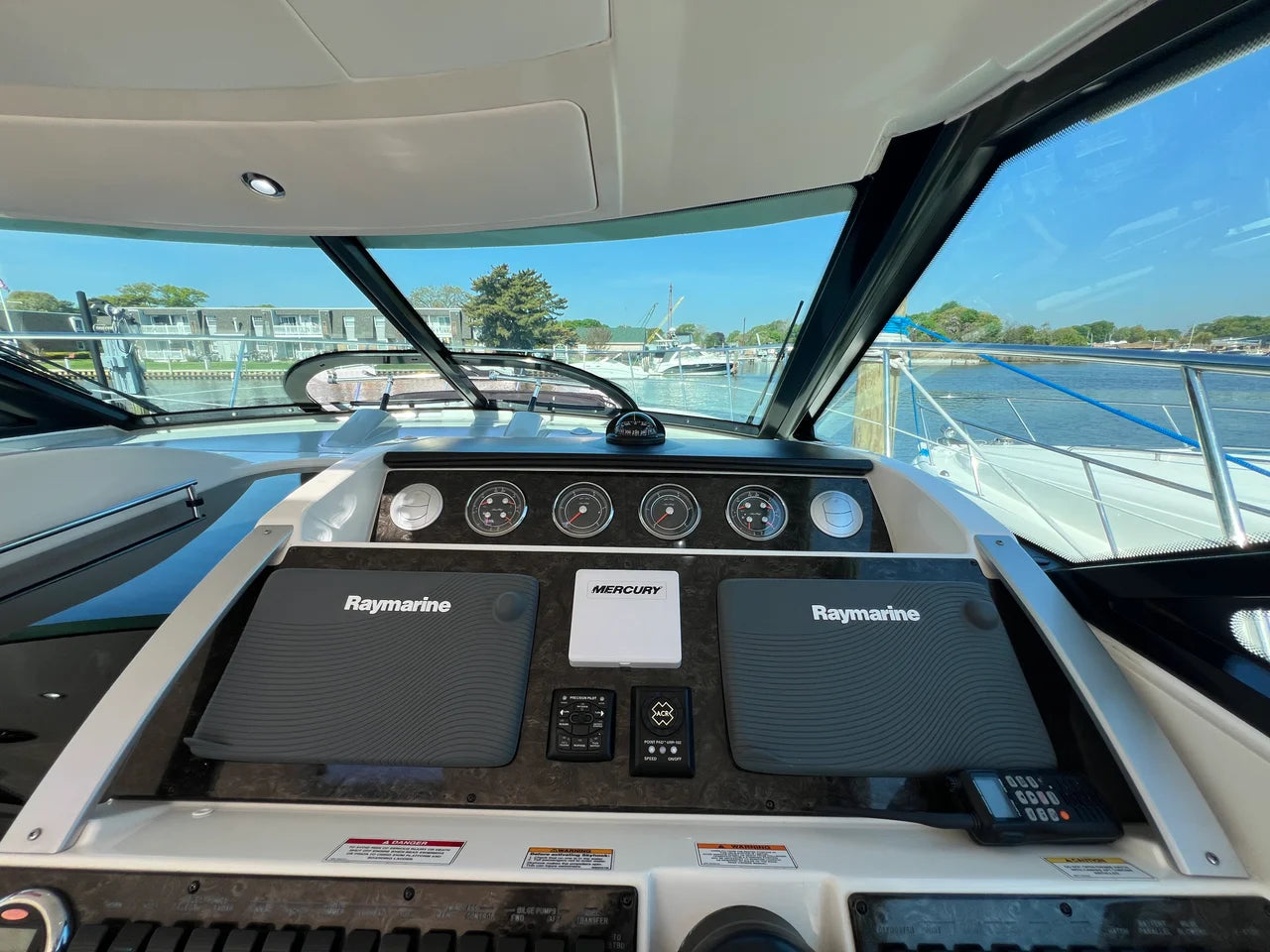 2015 Sea Ray 410 Sundancer 41.0 feet, Huntington, NY #31