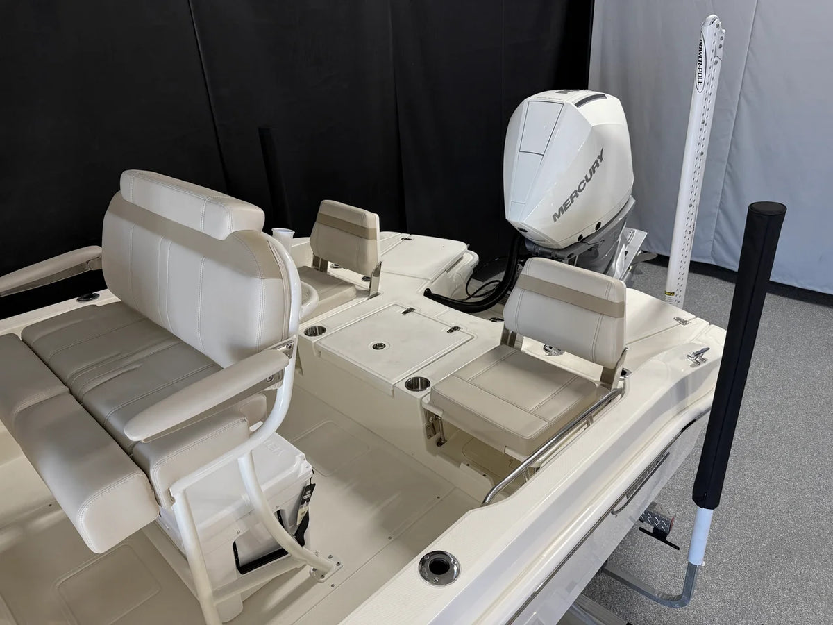 2026 Boston Whaler 250 Dauntless 25.0 feet, Crosslake, Minnesota #11
